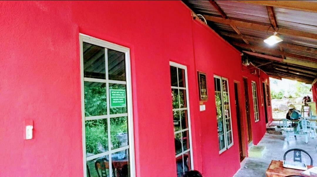 Villa Lopoh Waterfront Budget Chalets Hulu Langat Exterior foto